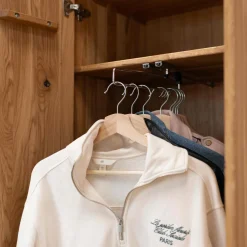 Armoire 2 portes en bois massif de chêne Genève - NordicStory