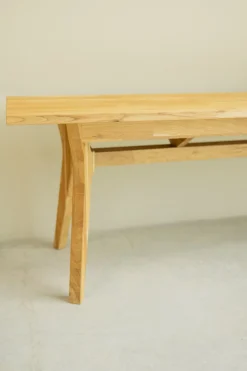 Banc en bois massif de chêne Harold – NordicStory