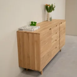 Buffet en bois massif de chêne Escandi Atelier - NordicStory