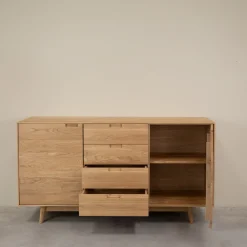 Buffet en bois massif de chêne Escandi Atelier - NordicStory