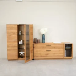 Buffet vitrine en bois massif de chêne Arvik - NordicStory
