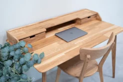 Bureau en bois massif de chêne Ana - NordicStory