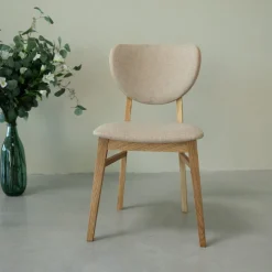 Chaise de salle à manger en bois massif de chêne Nova, revêtement en tissu Gris Nordique/Beige – Lot de 2 ou 4 chaises - NordicStory