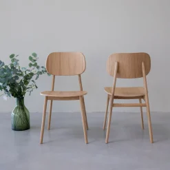 Chaise de salle à manger en bois massif de chêne Varde – Lot de 2 ou 4 chaises - NordicStory