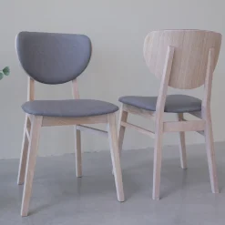 Chaise de salle à manger en bois massif de chêne blanchi Nova – Lot de 2 ou 4 chaises - NordicStory