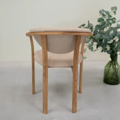 Chaise de salle à manger en bois massif de chêne Alexis, revêtement en tissu Beige – Lot de 2 ou 4 chaises - NordicStory