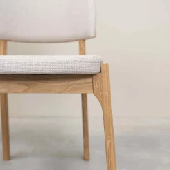 Chaise en bois massif de chêne Astrid, revêtement - Lot de 2 ou 4 chaises - VESKOR