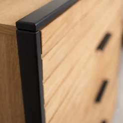 Commode en bois massif de chêne Runa – NordicStory