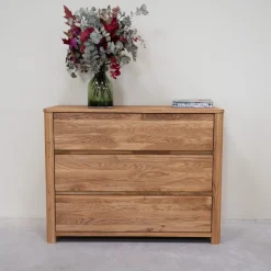 Commode en bois massif de chêne Elsa - NordicStory