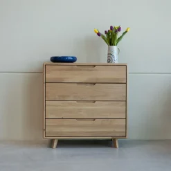 Commode en bois massif Suède 4.1 – VESKOR