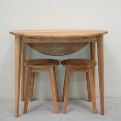 Lot de 2 ou 4 tabourets en bois massif de chêne Diana - NordicStory