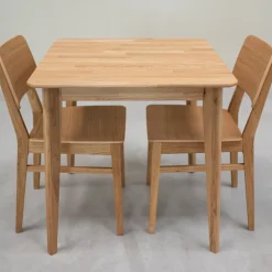 Table à manger carré en bois massif de chêne Gustaf - VESKOR
