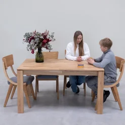 Table à manger en bois massif de chêne Krona - NordicStory