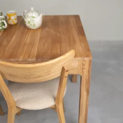 Table à manger extensible en bois massif de chêne Marsi - NordicStory