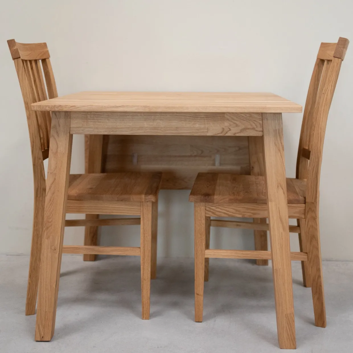 Table à manger extensible en bois massif de chêne Tomas - VESKOR