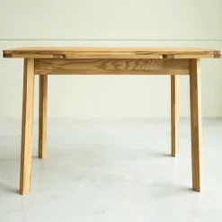 Table à manger extensible en chêne massif Mini 1 - NordicStory