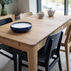 Table à manger rectangulaire extensible en bois massif de chêne Kodama - VESKOR