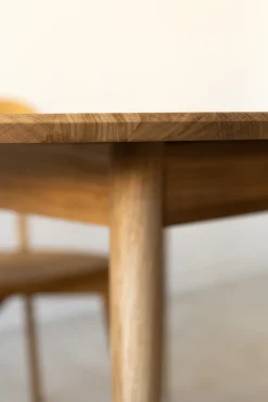 Table à manger ronde extensible en chêne massif Escandi 4 - NordicStory