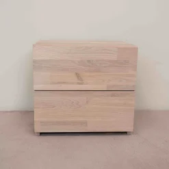 Table de chevet en bois massif de chêne Danemark 2 – NordicStory